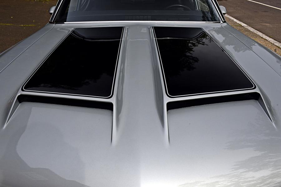 Детали экстерьера Oldsmobile Cutlass S W-31 Sport Coupe 1970 года  (фото 2 из 17)